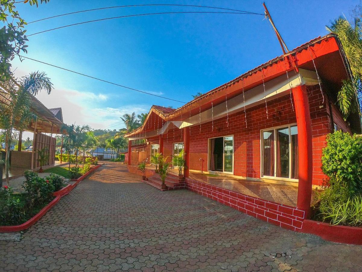 Whispering Woods Resort Lonavala Eksteriør billede